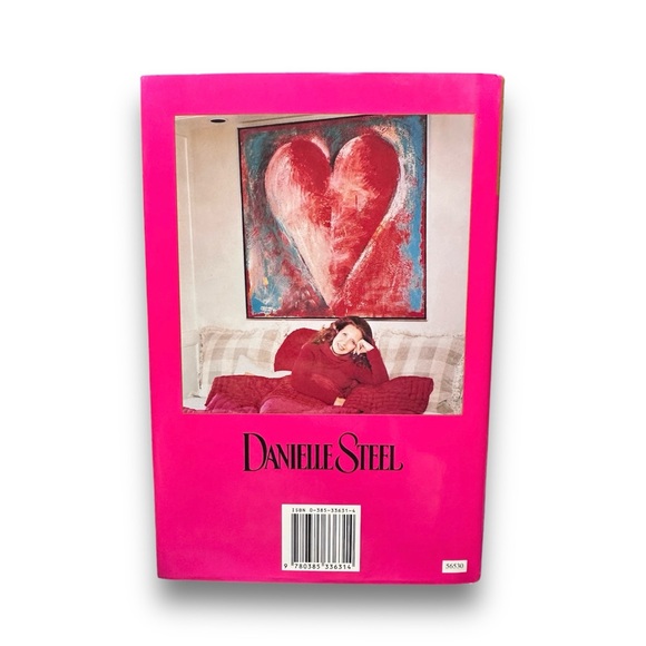 ⚡️3/$24⚡️ Dating Game by Danielle Steel - Hardcover - Picture 2 of 4